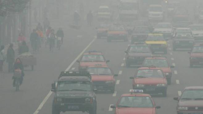 교통체증과 대기오염, 출처: 필자 제공