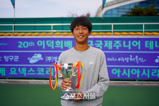 남자단식 우승자 김장준. 이상 프리랜서 김도원 제공