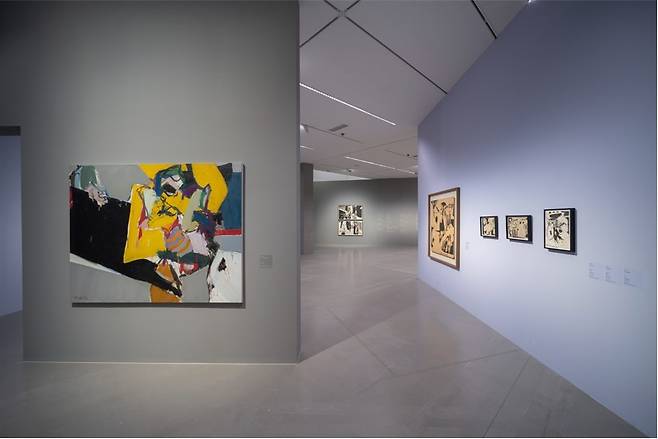 An installation view of “Wook-kyung Choi, Alice’s Cat” at MMCA Gwacheon (MMCA)