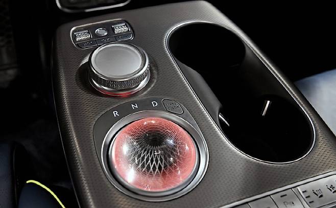 GV60 크리스탈 스피어 [사진제공=제네시스]