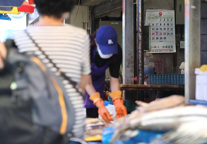 서울 동대문구 청량리 수산시장. /연합뉴스