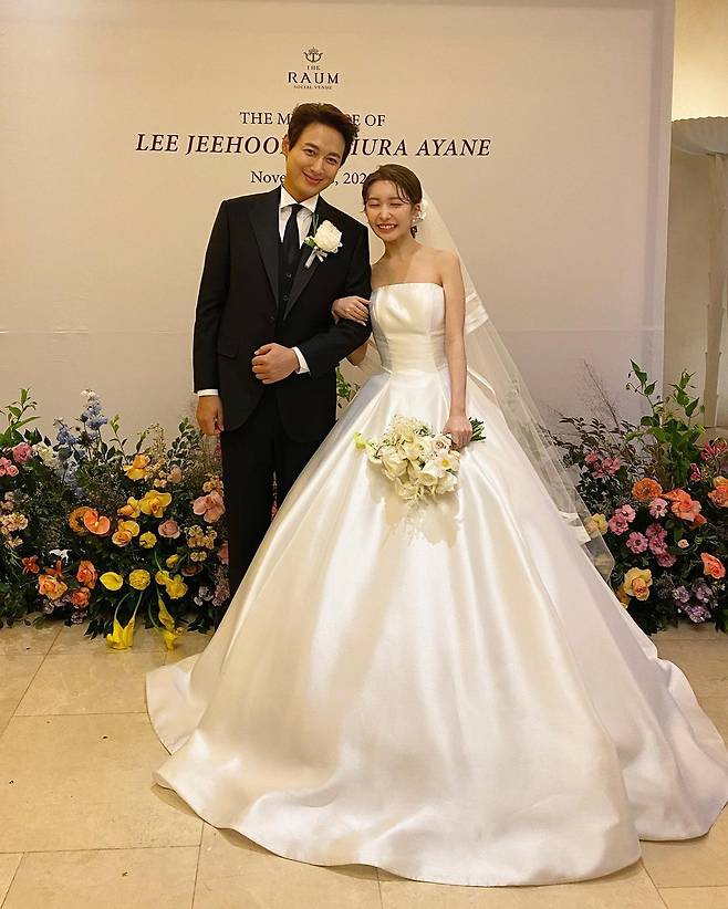 Stylist Kim U-ri has unveiled the Wedding ceremony for the Lee Ji-hoon Sei Ashina couple.Kim said through his SNS on the 8th, Oh, my Ji-hoon is happy to live well with Jangga Kaneyu ~ I have a warm word and a big celebration as much as a marriage celebration. I am happy for my first marriage. Go.I congratulate you so much with your big brothers heart, he said, celebrating the marriage of Lee Ji-hoon Sei Ashina.The photos released together included the Wedding ceremony scene of Lee Ji-hoon Sei Ashinas couple.The couple are wearing tuxedos and wedding dresses and laughing brightly. The couples arms are crossed and the smile is full of excitement ahead of the Wedding ceremony.Meanwhile, Lee Ji-hoon and Sei Ashina beat the 14-year-old age gap and posted a Wedding ceremony today (8th).The couple, who delayed Wedding ceremony twice in the aftermath of Corona 19, have already been married and have become legal couples.