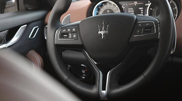 마세라티 in 부산...르반떼 그란루쏘