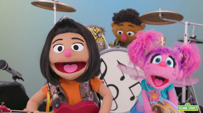 세서미스트리트 '지영(왼쪽)'. 사진=세서미스트리트 유튜브