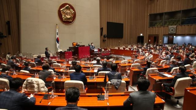 더불어민주당 송영길 상임선대위원장이 21일 오후 국회에서 열린 긴급 의원총회에서 발언하고 있다. 국회사진기자단