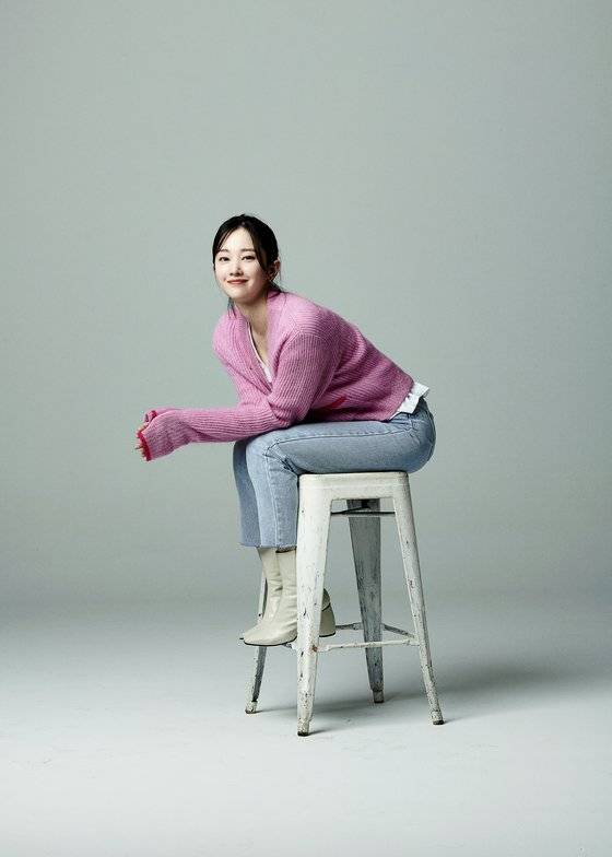 영화 '연애 빠진 로맨스' 주연 배우 전종서를 18일 화상 인터뷰로 만났다. [사진 CJ ENM]