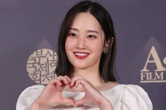 '연애 빠진 로맨스' 각본, 연출을 겸한 정가영 감독은 전종서(사진)를