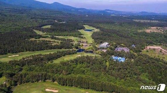 제주도 1호 골프장인 제주컨트리클럽 전경 [제주관광공사 홈페이지]© 뉴스1