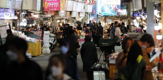 이달 초 서울 종로구 광장시장 모습. 뉴스1