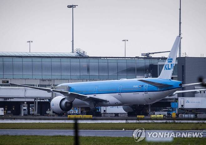 남아공에서 온 KLM 항공기 [AFP 연합뉴스 자료사진. 재판매 및 DB 금지]