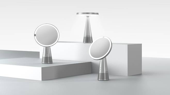 ICON.AI의 스마트 미러 <사진=아이콘에이아이>