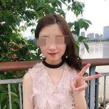 돈을 요구하며 어머니를 폭행한 중국 공무원