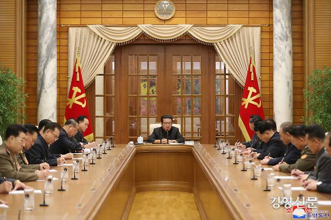 북한이 이달 하순 노동당 중앙위원회 전원회의를 개최한다고 2일 밝혔다. 조선중앙통신·연합뉴스