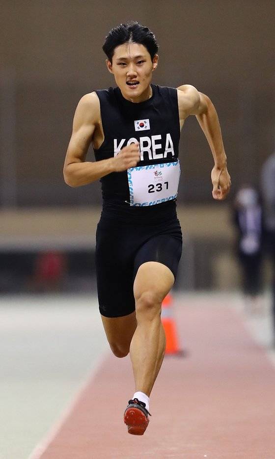 2021 바레인 아시아장애인청소년경기대회 멀리뛰기 금메달리스트 문영식. [사진 대한장애인체육회]
