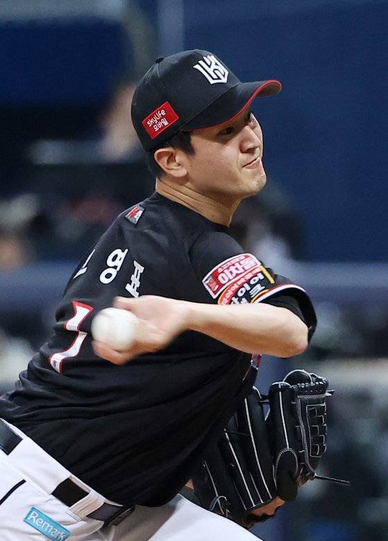 KT 고영표가 역투하고 있다. [뉴스1]