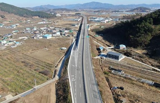 오는 10일 개통하는 국지도 30호선 창원 화목교차로∼봉강리 봉강교차로 구간./사진제공=경남도