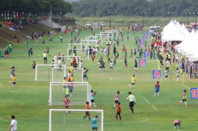 지난 2019년 열린 화랑대기 축구대회 모습. 경주시 제공