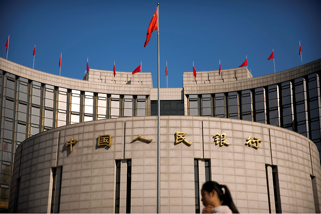 지난 9일 중국 중앙은행인 인민은행이 올들어 두번째로 외화예금 지급준비율(이하 지준율) 인상에 나섰다./사진=뉴시스