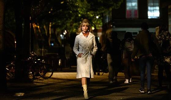Anya Taylor-Joy stars as Sandie in Edgar Wright’s LAST NIGHT IN SOHO, a Focus Features release. Credit: Parisa Taghizadeh / Focus Features