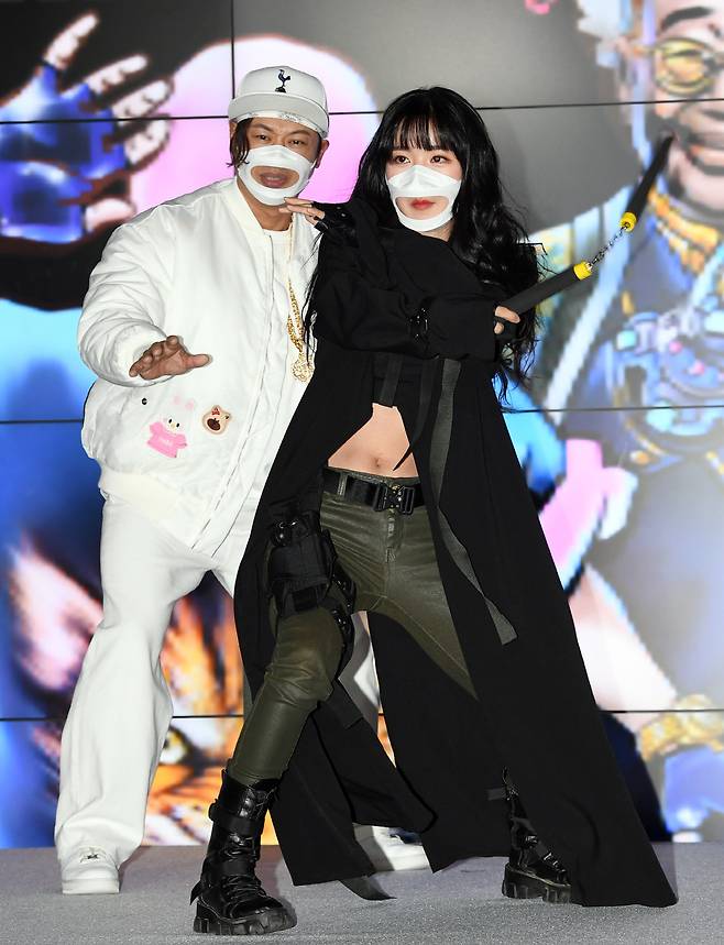 사진=갤럭시코퍼레이션,페르소나스페이스 제공