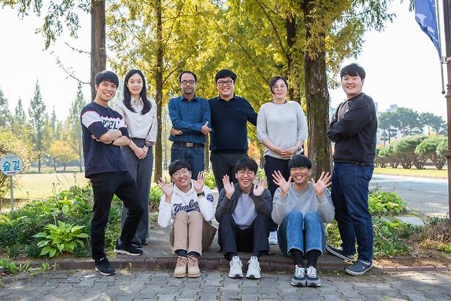 이선재 GIST 교수팀은 생명공학 연구를 진행하지만 실험실에서 생명체를 만지는 대신 컴퓨터로 생명체의 데이터를 분석하는 연구실이다. 남윤중 제공