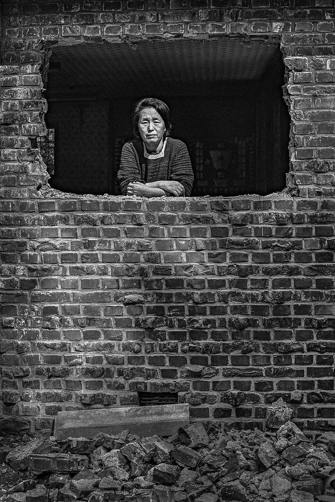 ⓒ 강운구, 박경리 (서울 정릉, 1976)