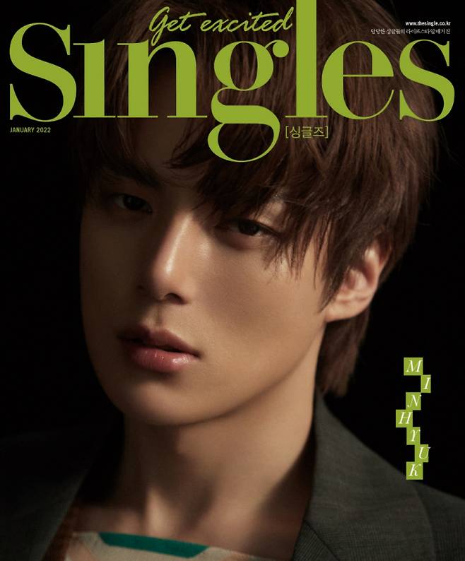 Group Monsta X (MONSTA X) Democratic reform made its first cover in Singles 2022.On the 16th, Lifestyle Magazine Singles released an interview with a picture of Monsta X Democratic reform that featured the cover of the January 2022 issue.The democratic reform in the public picture showed a unique atmosphere wearing black and brown costumes.He showed off his Picture Artisan aspect by showing off his colorful pose and his own aura that fits the chic mood.In the interview, the Democratic reform revealed the excitement of announcing the news of the world tour for three years.Starting in Philadelphia, I will attend the Jingle Ball tour in Washington, D.C., Atlanta and Miami.I finally meet Monbebee (official fan club), which I have not seen for a long time, and I miss the shouts of the audience who filled the concert hall so that my ears could feel tingling. When asked what year 2021 was, he said, There is no regret to do more. It is no exaggeration to say that I have poured everything so much.I will not settle for reality in the new year, I will not be proud, I will do my best, he said. I hope that the gap between them will be filled with small but small happiness and precious memories.Meanwhile, more pictures and interviews of the Democratic reform can be found in the January 2022 issue of Singles.