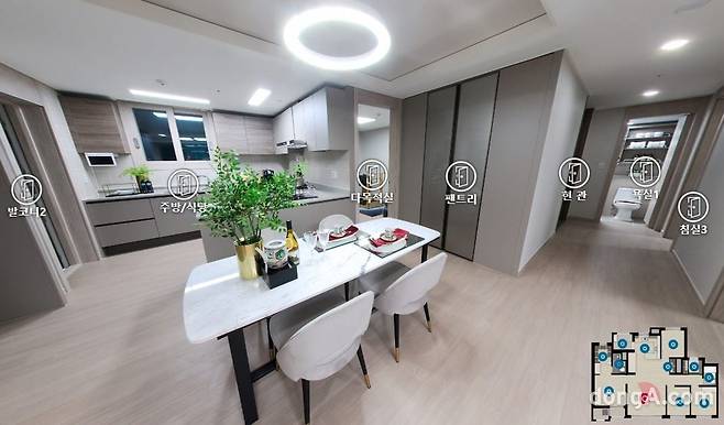 호반산업 청라 호반베르디움 6차 84㎡A타입 주방 E모델하우스 실행 화면