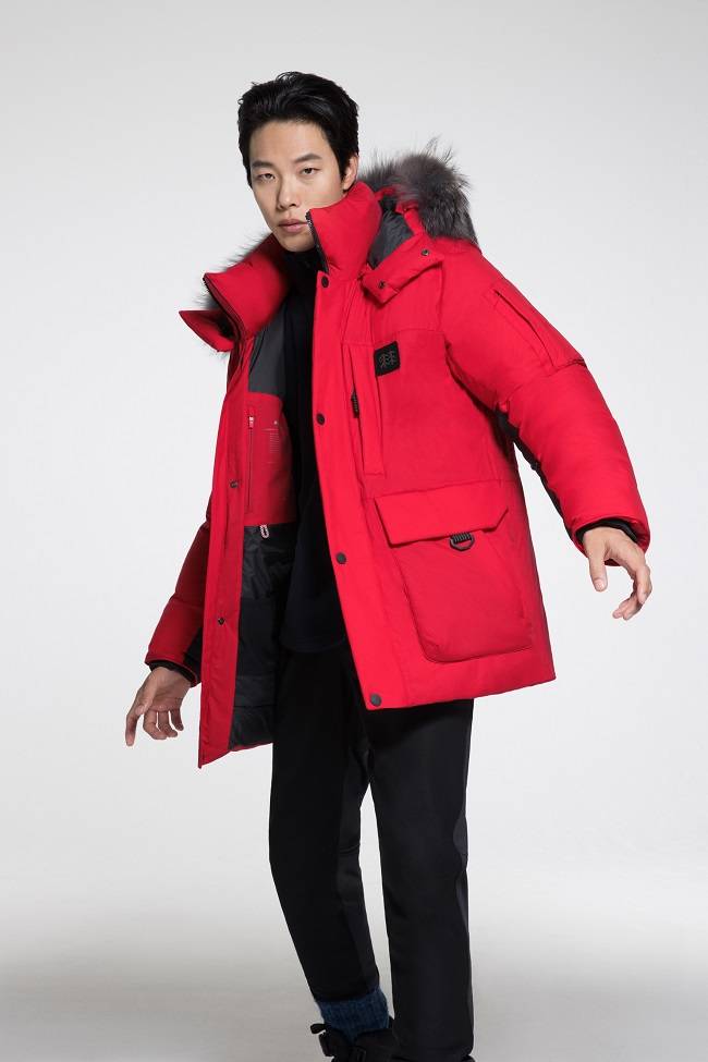 코오롱스포츠가 국내 아웃도어 최초로 NFT 기술을 활용해 안타티카 오리진 보증서를 발급했다. <사진 제공=코오롱FnC>