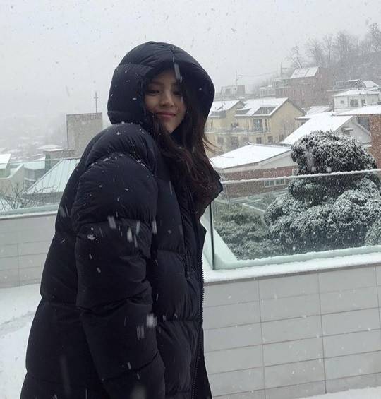 [서울=뉴시스]한소희 2021.12.20(사진=한소희 공식 인스타그램 캡처) photo@newsis.com*재판매 및 DB 금지 *재판매 및 DB 금지