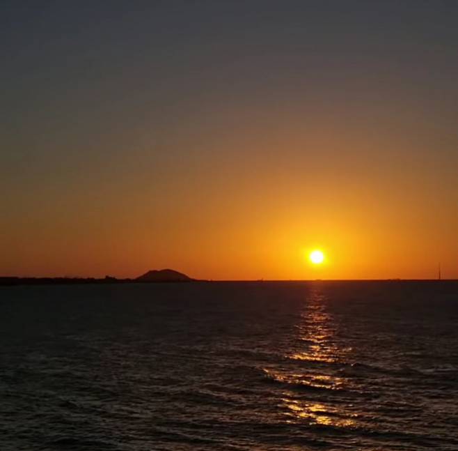 '노을보다 지민' 방탄소년단 지민, 인스타 첫 실시간 게시물은 '힐링'..1000만 좋아요♥