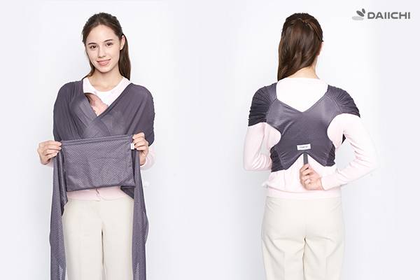 아기띠 구매 전, 올바른 착용 돕는 보조 기능 장착 여부 확인하면 좋다. ⓒ다이치