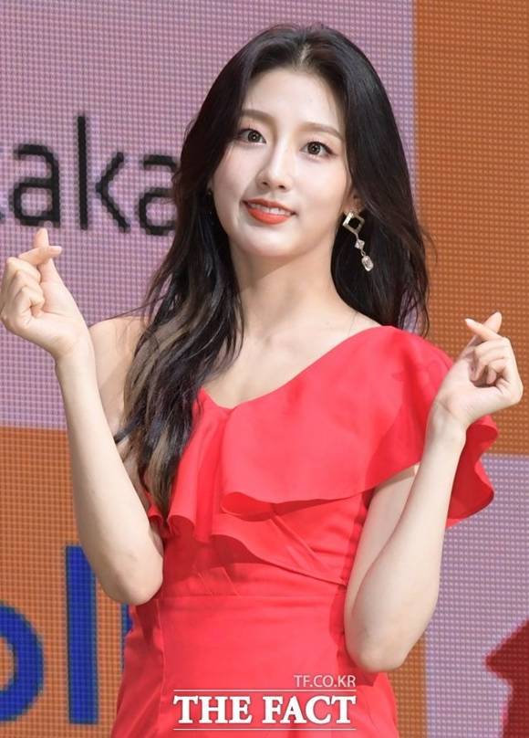 러블리즈 정예인은 새 소속사를 물색 중이다. /더팩트 DB