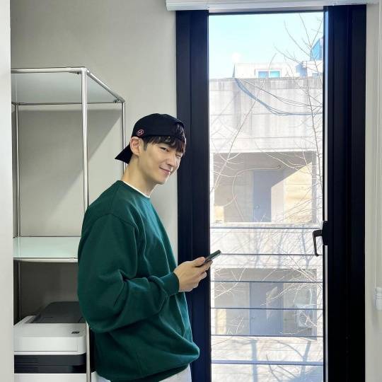 사진=이제훈 인스타그램