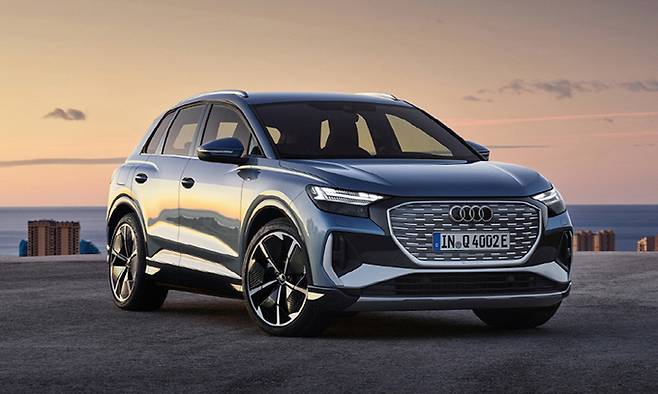 아우디 Q4 e-트론