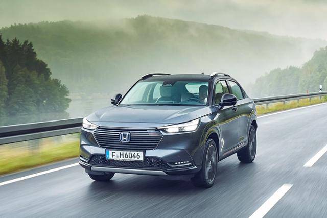 3세대를 맞은 혼다의 컴팩트 SUV, HR-V는 더욱 다채로운 매력으로 시선을 집중시킨다.