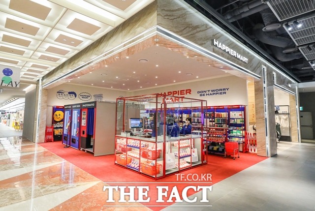 현대백화점이 판교점 4층 유플렉스를 리뉴얼 오픈했다. /현대백화점 제공