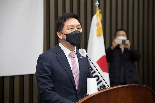 국민의힘 김기현 원내대표가 지난 11일 국회에서 열린 의원총회에서 발언하고 있다. /연합뉴스