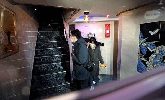 이재명 더불어민주당 대선후보의 ‘변호사비 대납 의혹’ 관련 녹취록을 최초로 제보했던 이모씨가 11일 숨진 채 발견됐다. 뉴스1