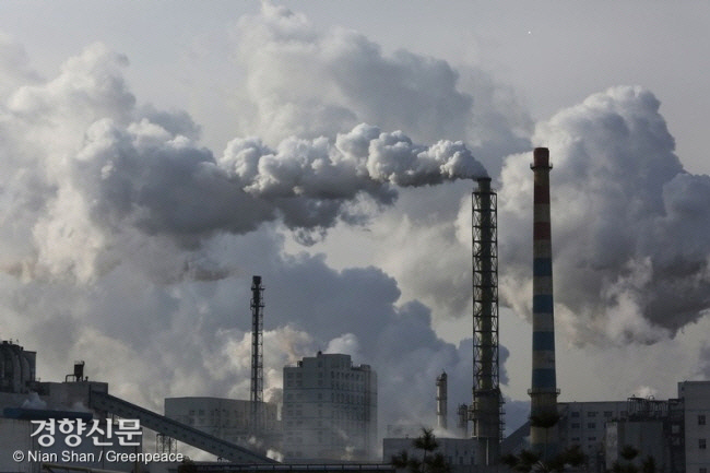 중국 산시성에 있는 석탄산업단지. 그린피스 제공