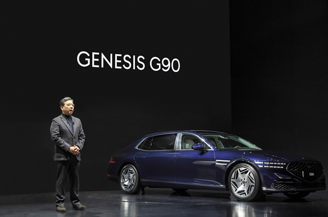 장재훈 현대자동차 사장이 제네시스 'G90' 미디어 이벤트에서 인사말을 하고 있다. /현대자동차 제공