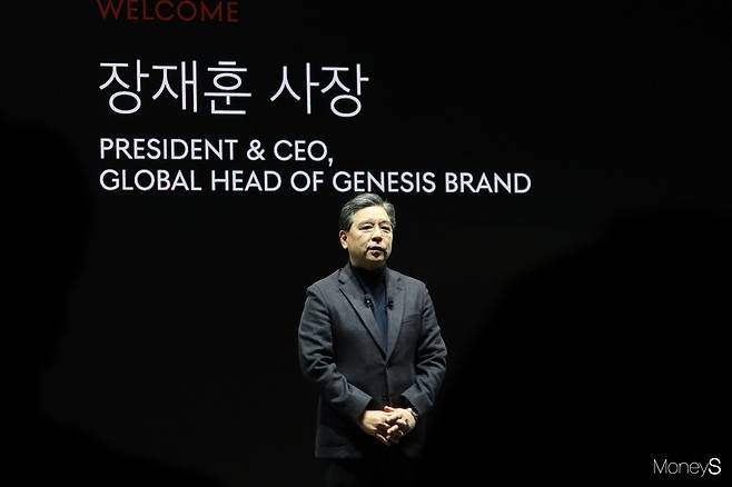 장재훈 제네시스 사장이 G90의 글로벌 판매 목표를 2만대로 제시했다. /사진=박찬규 기자
