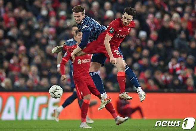 리그컵 4강에서 리버풀과 아스널이 0-0으로 비겼다. © AFP=뉴스1