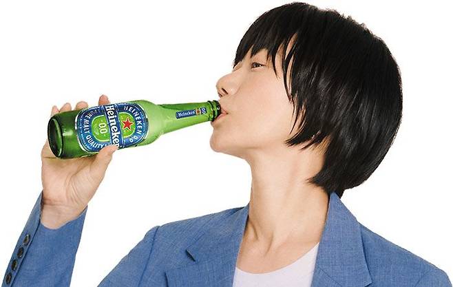 배우 배두나를 등장시킨 글로벌 브랜드‘하이네켄’의 비알코올 맥주 제품 광고. /하이네켄