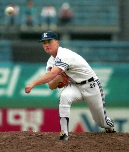 경북고 재학 시절 투수 이승엽.