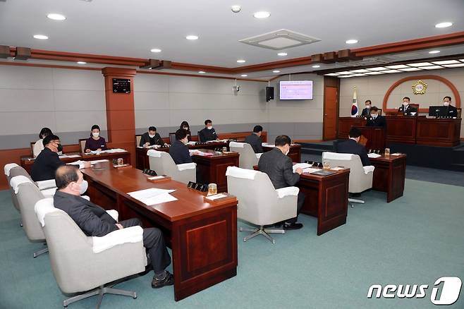 19일 전북 진안군의회가 임시회를 개회하고 있다.(진안군의회제공)2022.1.19/뉴스1
