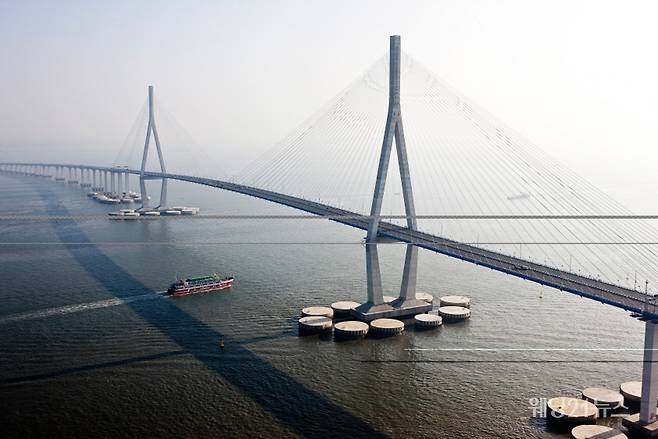 사진 : 카약, 인천대교 (출처-공공누리)