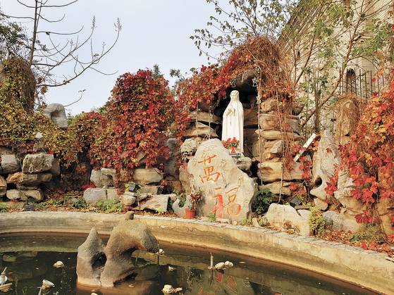 이기지가 서양신부 비은을 만나 와인을 처음 체험한 남당(南堂). [사진 손관승]