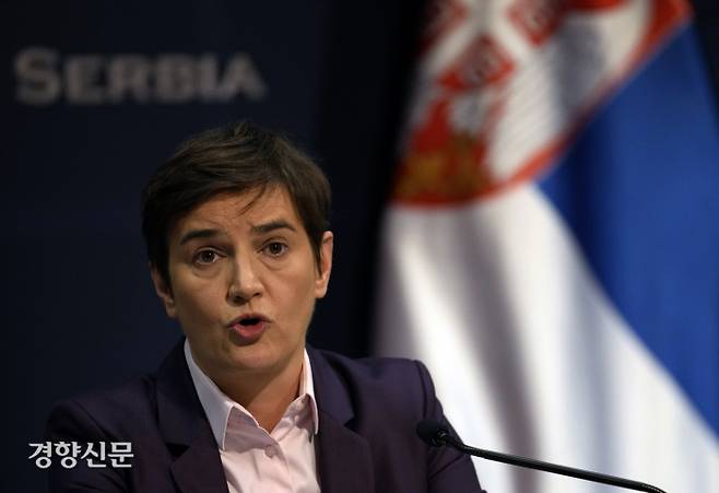 아나 브로나비치 세르비아 총리. 최근 브로나비치 총리가 이끄는 세르비아 정부는 자국 리튬 광산에 대한 호주 업체의 개발 허가를 전격 취소했다. AP연합뉴스