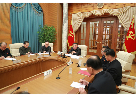 [서울=뉴시스] 20일 북한 노동신문에 따르면 김정은 북한 조선노동당 총비서 겸 국무위원장은 전날 노동당 중앙위원회 본부청사에서 당 중앙위 제8기 제6차 회의를 열었다. 2022.01.20. (사진=노동신문 누리집 갈무리) *재판매 및 DB 금지